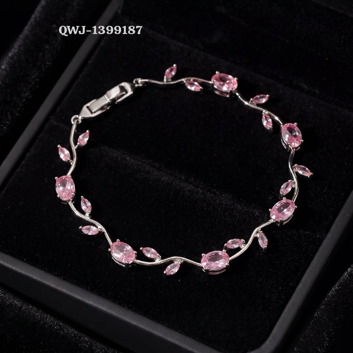 Tulip Bracelet – Elegant Stainless Steel Bracelet for Women