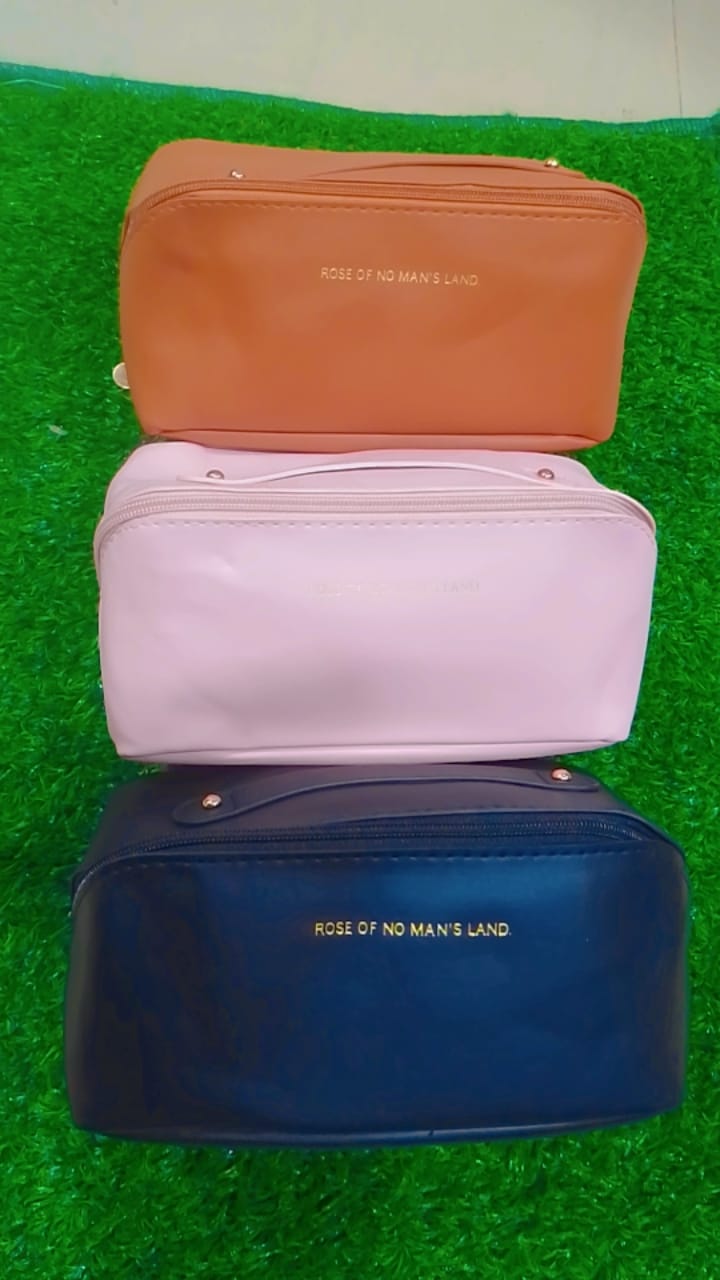 Large Capacity Travel Cosmetic Bag – Black | Makeup & Toiletry Organizer