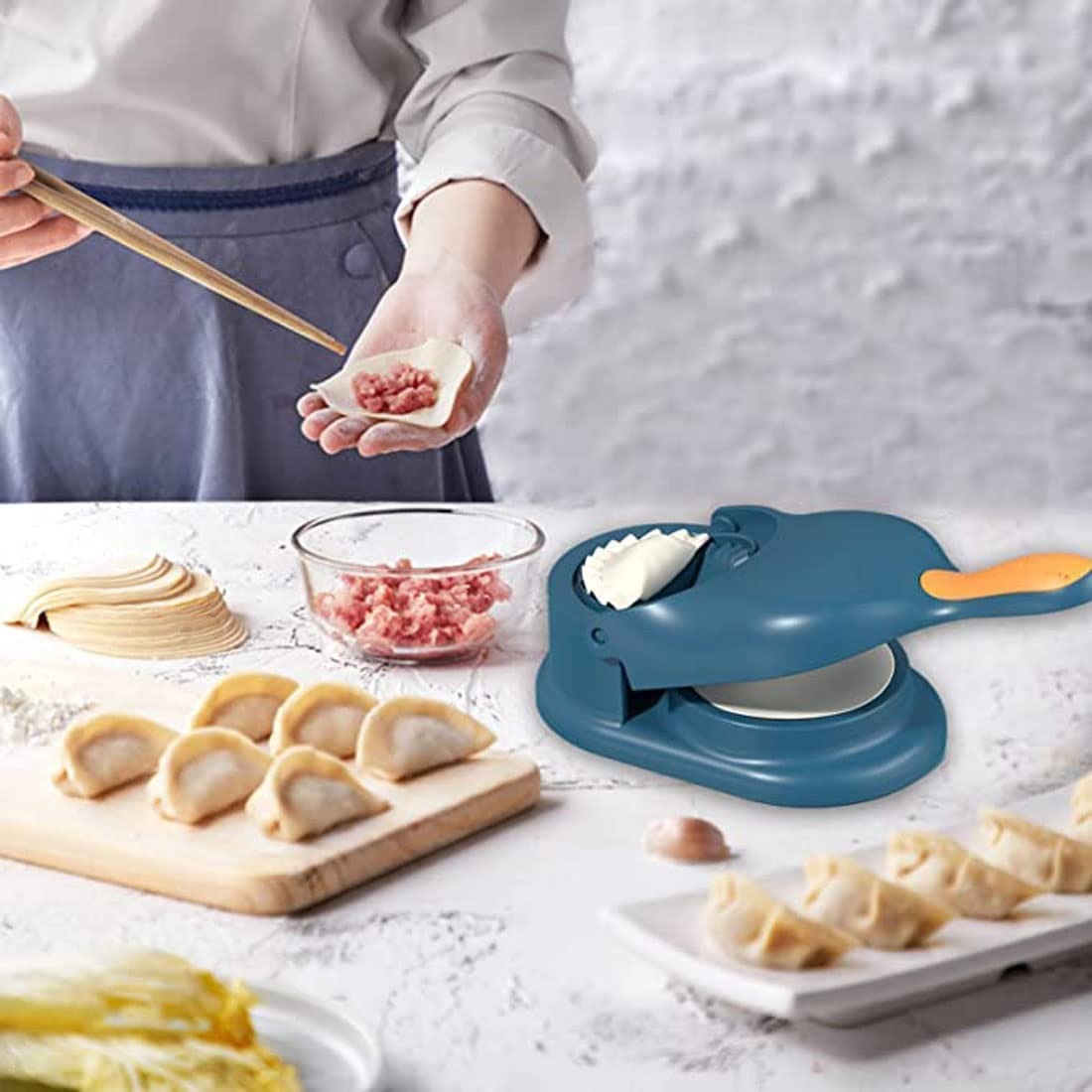 Dumpling Maker Kitchen Press Mold | Easy Press & Seal Tool for Homemade Dumplings (Random Color)
